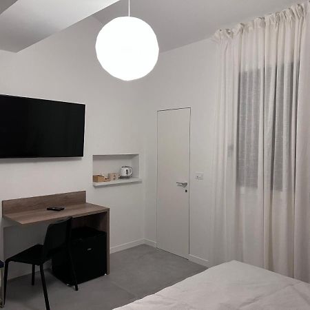 Quiet Room Bologna Eksteriør bilde